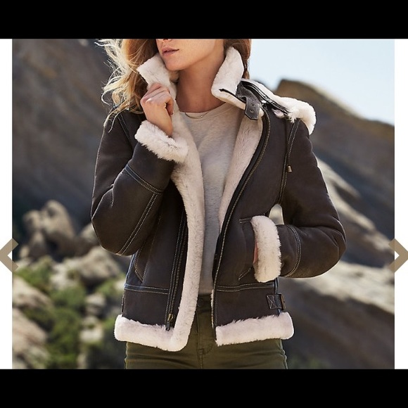 Overland Sheepskin Company Jackets & Blazers - Overland Sheepskin B-3 Bomber Coat w Hood